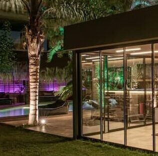 Фитнес центар 900